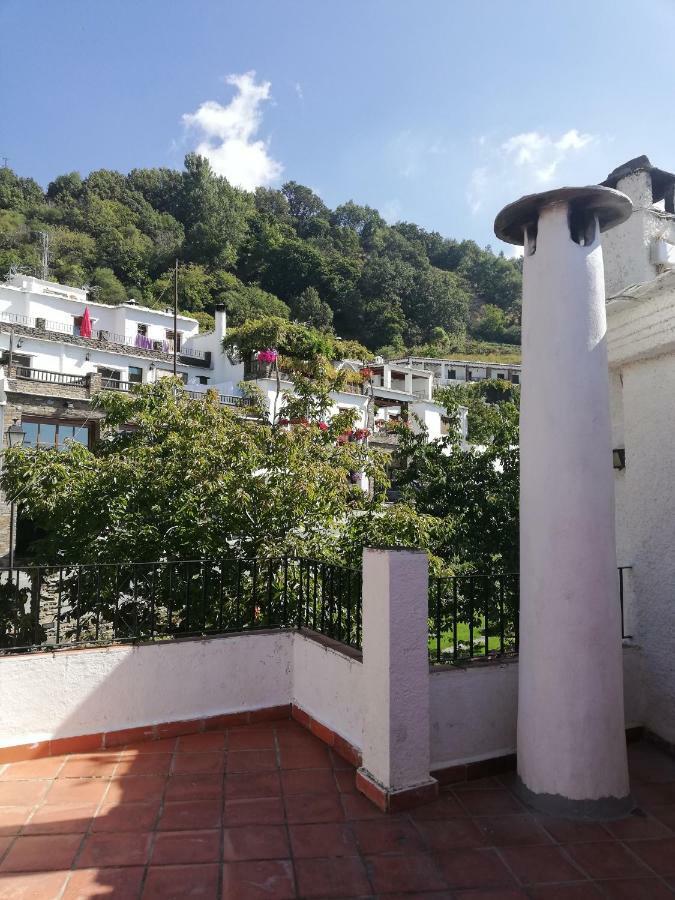 Apartamentos Cerro Negro Capileira Kültér fotó