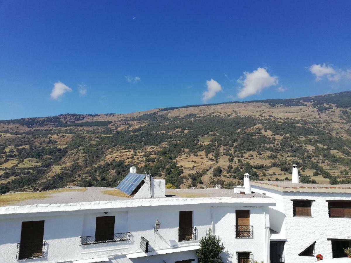 Apartamentos Cerro Negro Capileira Kültér fotó